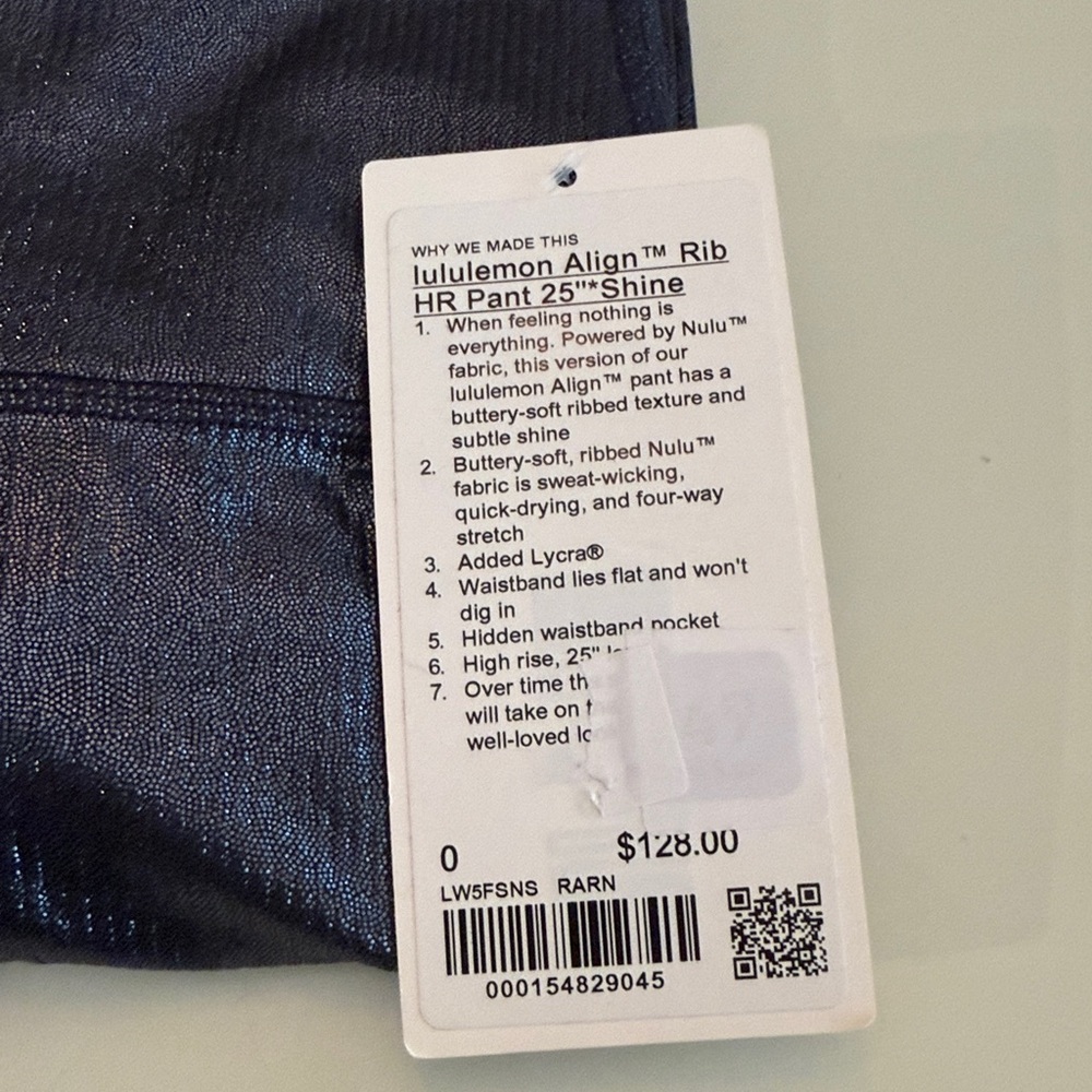 New with tags Lululemon Align Ribbed high rise pant 25 inch with shine - Picture 6 of 6